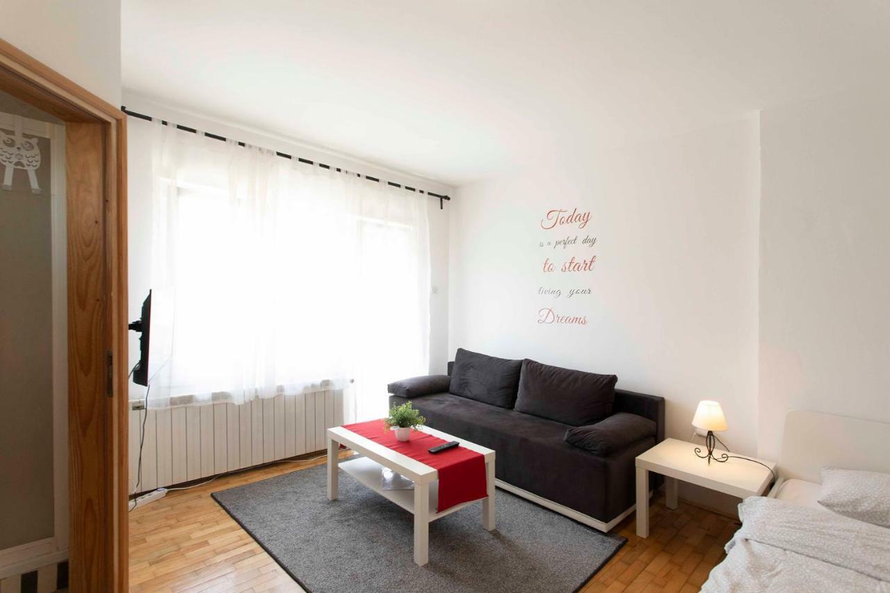 Studio Apartman Natali Zagreb Exterior foto